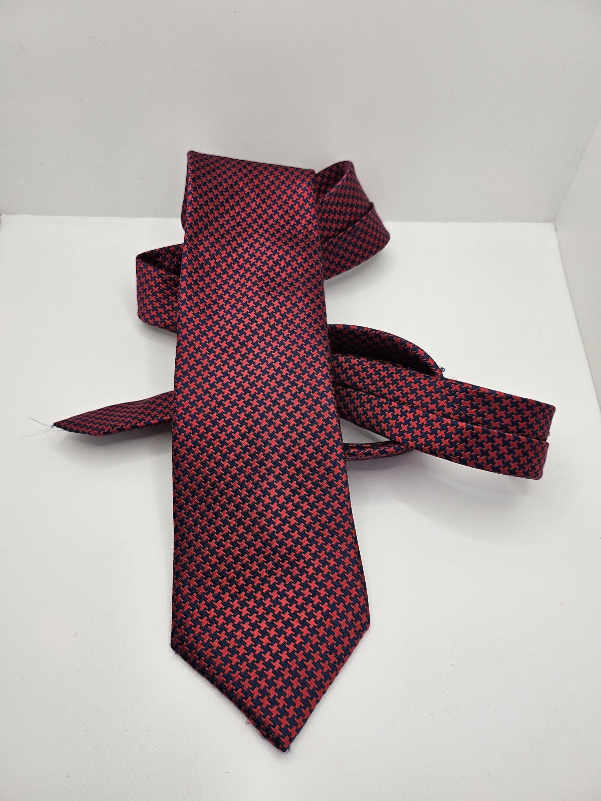 M&S Mens Silk Tie Red Blue Houndstooth Geometric Vtg Retro Wedding Neck Tie