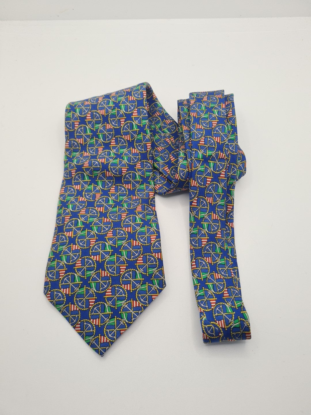 Salvatore Ferragamo Blue Sailing Mens Silk Tie Classic Designer Necktie Vintage Mens Tie UK BX10