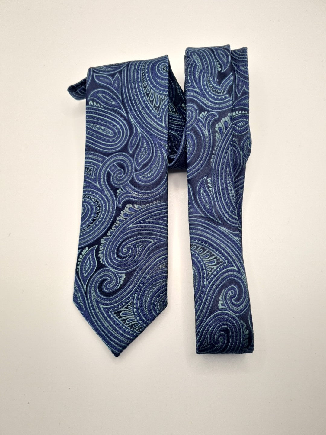 Blue Paisley Jacquard Pattern Silk Tie | Designer Mens Tie UK Paisley Vintage Mens Tie UK BX13