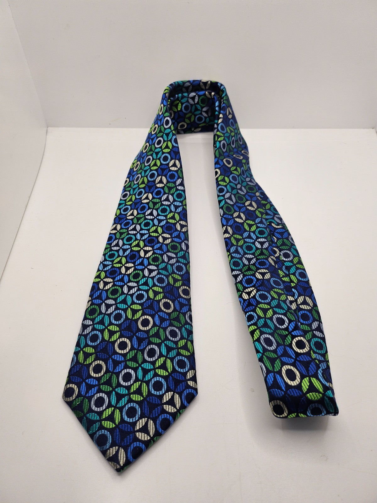 Charles Tyrwhitt Blue Green Geometric Circles Silk Tie