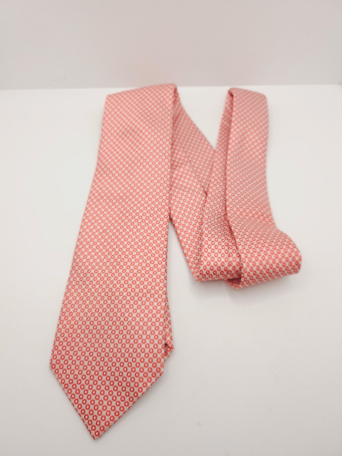 Charles Tyrwhitt Hot Pink Circle Silk Tie