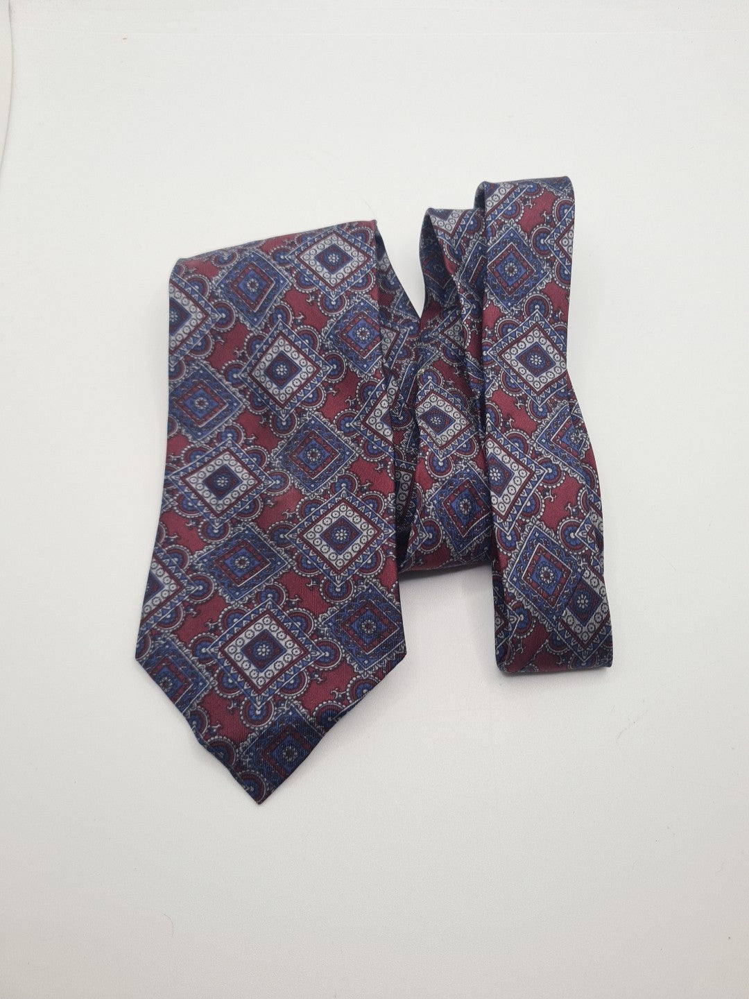 Aquascutum Vintage Pattern Mens Silk Tie Classic Designer Necktie Vintage Mens Tie UK BX12