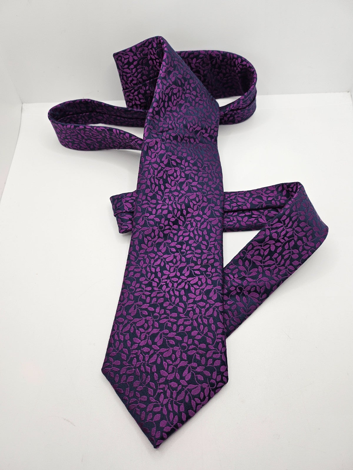 Marks & Spencer Silk Tie Mens Navy Purple Allover Leaf Vine Retro Neck Tie BX2