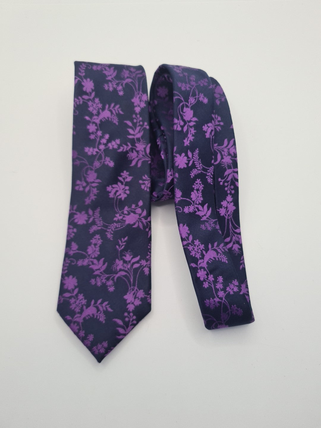 William Hunt Thin Purple Floral Mens Silk Tie Classic Designer Necktie Vintage Mens Tie UK BX12