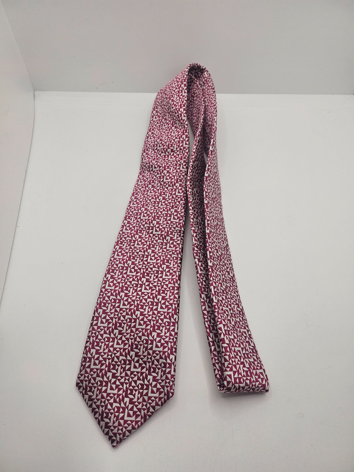TM Lewin Jermyn Silk Tie Mens Burgundy Silver Geometric Wedding Vtg Necktie BX18