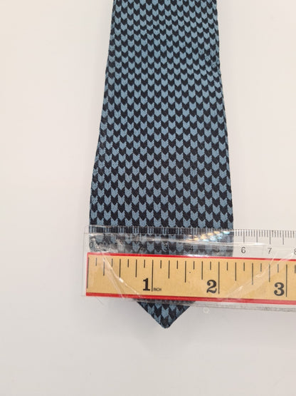 Hugo Boss Skinny Thin Green Pattern Silk Tie | Designer Mens Tie UK  BX10