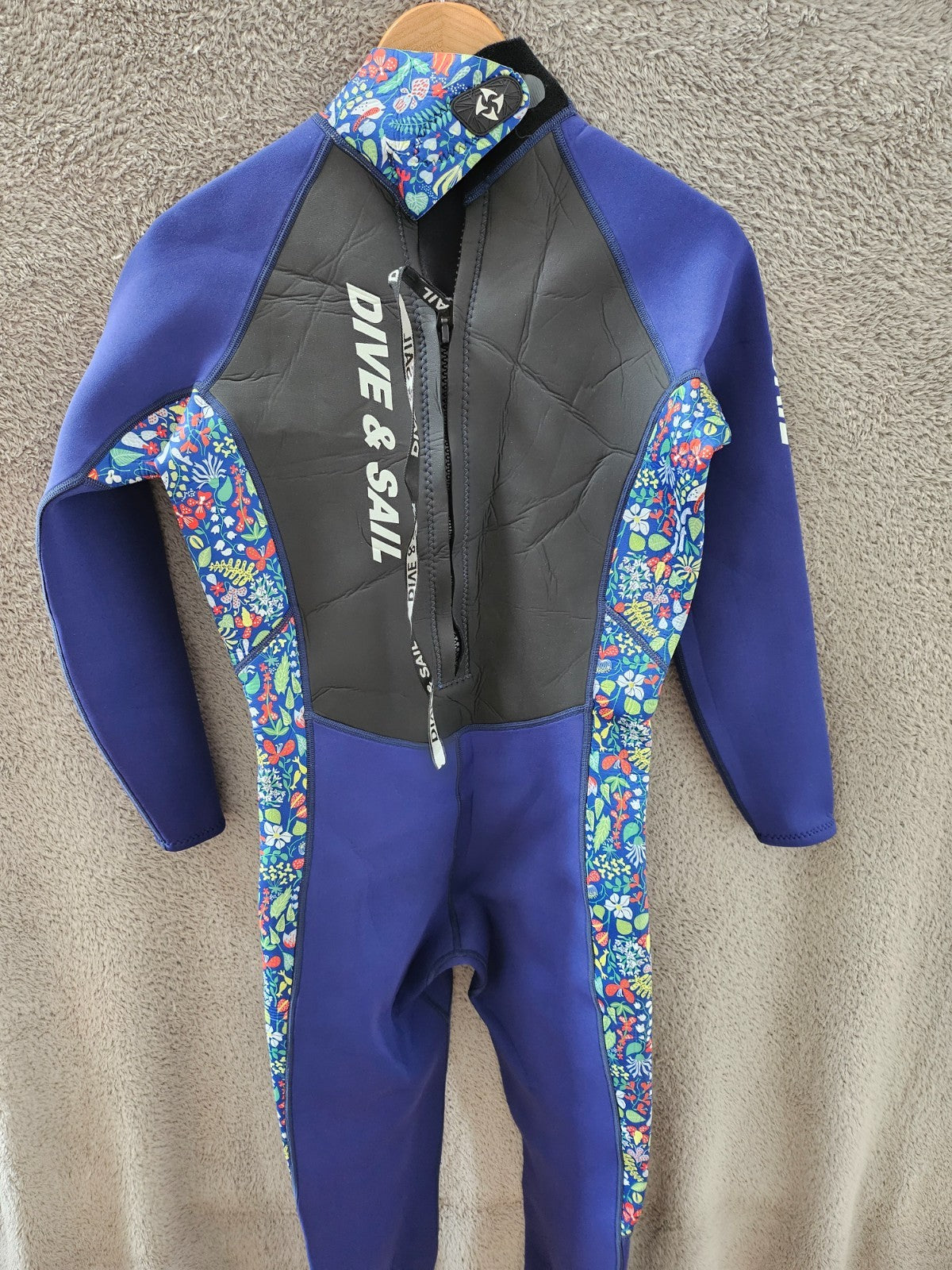 Dive & Sail Youth 2XL 14-16 Yrs 2.5MM Shorty wetsuit Surf Swim Paddle Holiday