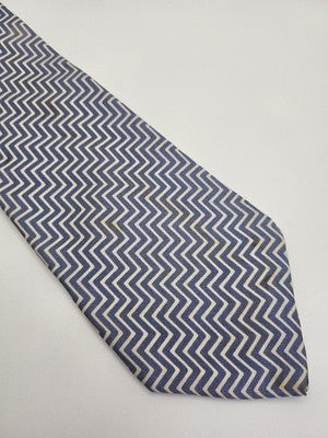 Aquascutum Silk Tie Mens Blue Ivory Chevron Zigzag Vtg Wedding Neck Clearance Vintage Retro