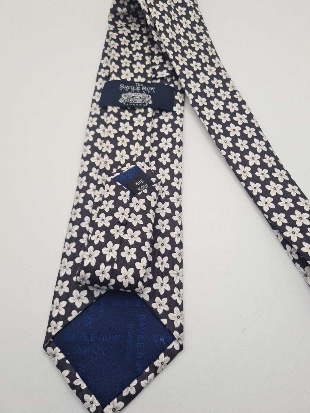 Saville Row Daisy Flower pattern Mens Silk Tie Classic Designer Necktie Vintage Mens Tie UK BX7