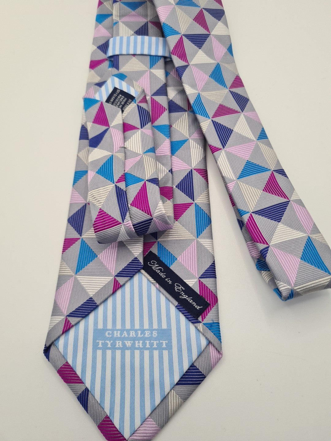 Charles Tyrwhitt Silver Geometric Mens Silk Tie Classic Designer Necktie Geometric Vintage Mens Tie UK BX13