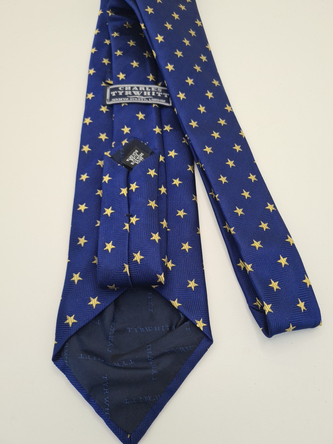 Charles Tyrwhitt Blue Star Pattern Silk Tie | Designer Mens Tie UK  BX14