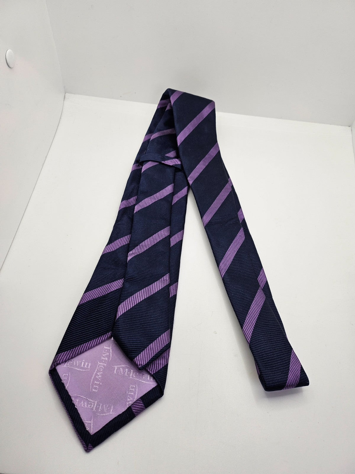 T.M. Lewin Silk Tie Mens Navy Purple Striped Designer Business Vtg Neck Tie BX23