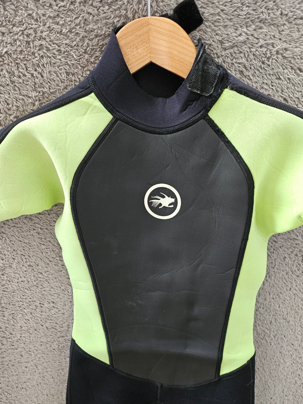 Hot Tuna Kids Age 7/8 Yrs 2.5MM Shorty wetsuit Surf Swim Paddle Holiday KW165