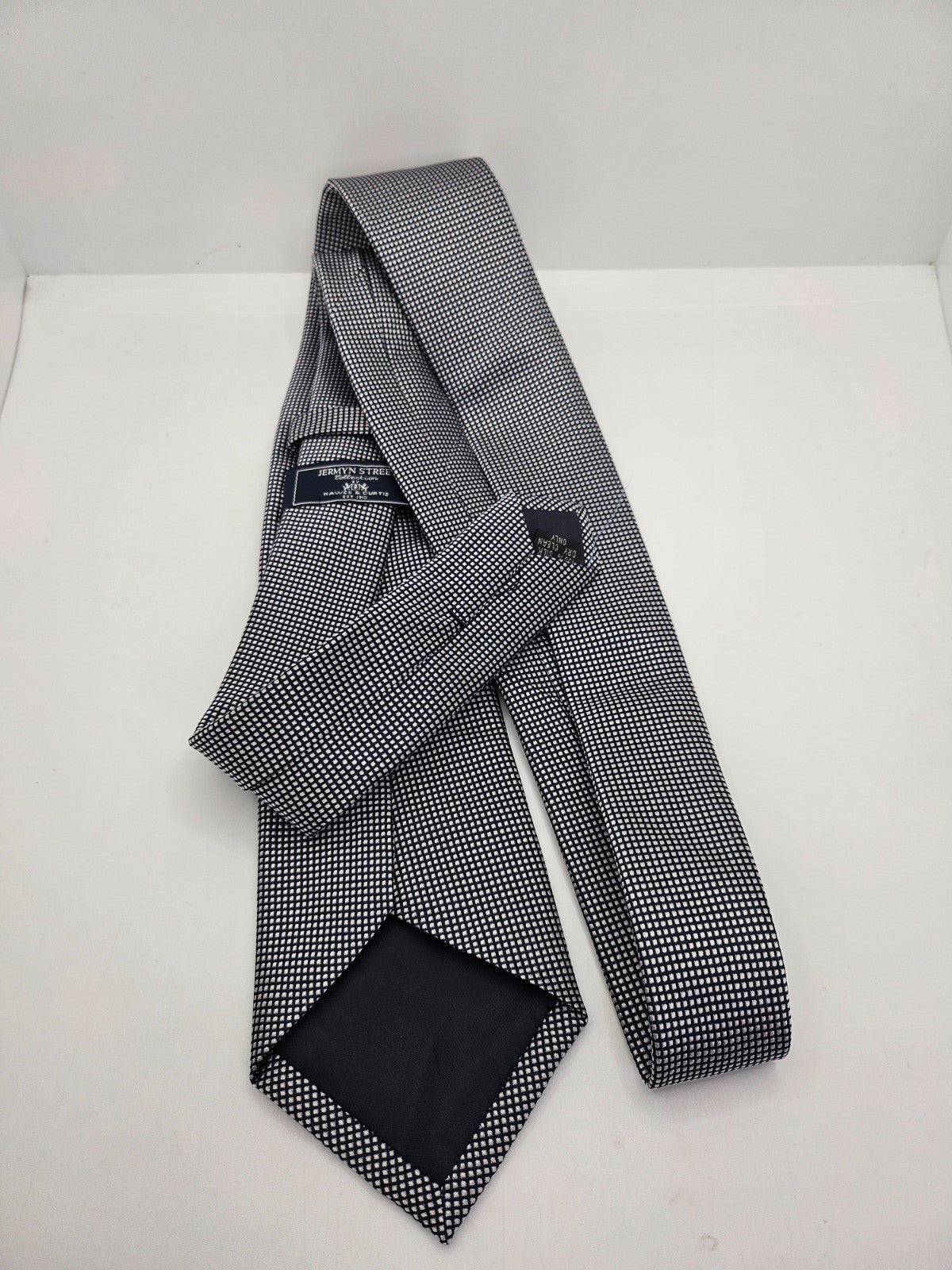 Hawes & Curtis Navy Blue White Micro Check Silk Tie