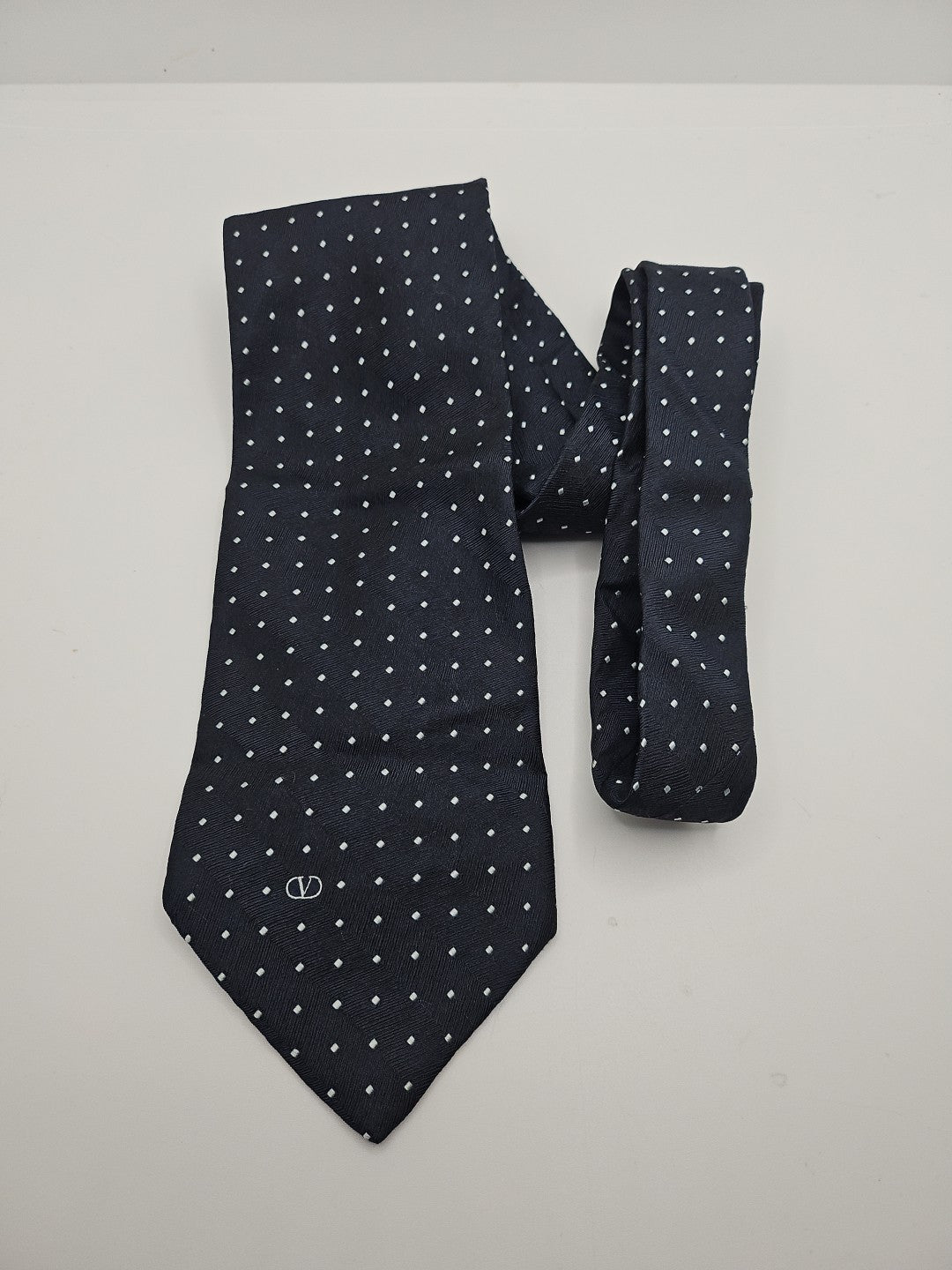 Valentino Black Diamond Pattern Mens Silk Tie Wedding Formal Neck Tie BX11