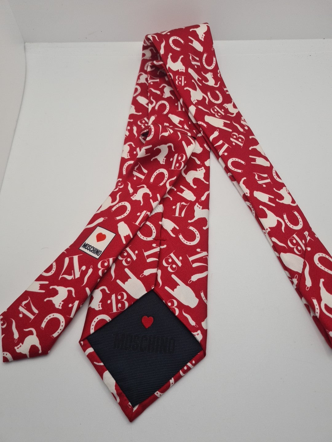 Moschino Red Lucky pattern Mens Silk Tie Classic Designer Necktie Formal Vintage Mens Tie UK BX10