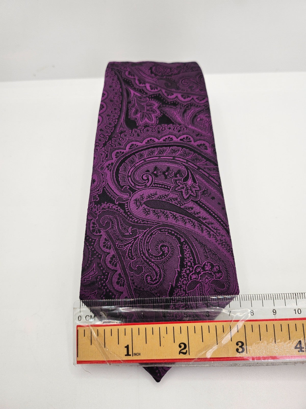Hugo Boss Silk Tie Mens Purple Black Paisley Textured Retro Wedding Neck Tie BX2 Vintage Formal