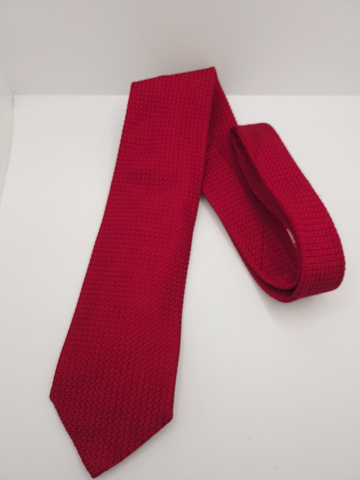 Charles Tyrwhitt Silk Tie Mens Red Grenadine Textured Weave Luxury Necktie BX11 Vintage Retro