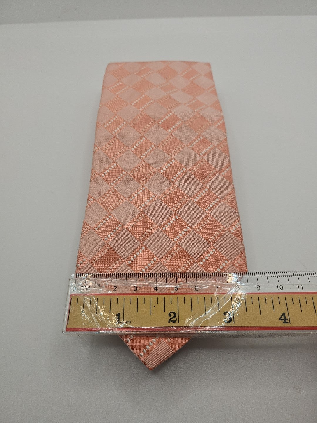 Hugo Boss Peach Geometric Pattern Mens Silk Tie Wedding Formal Neck Tie BX15