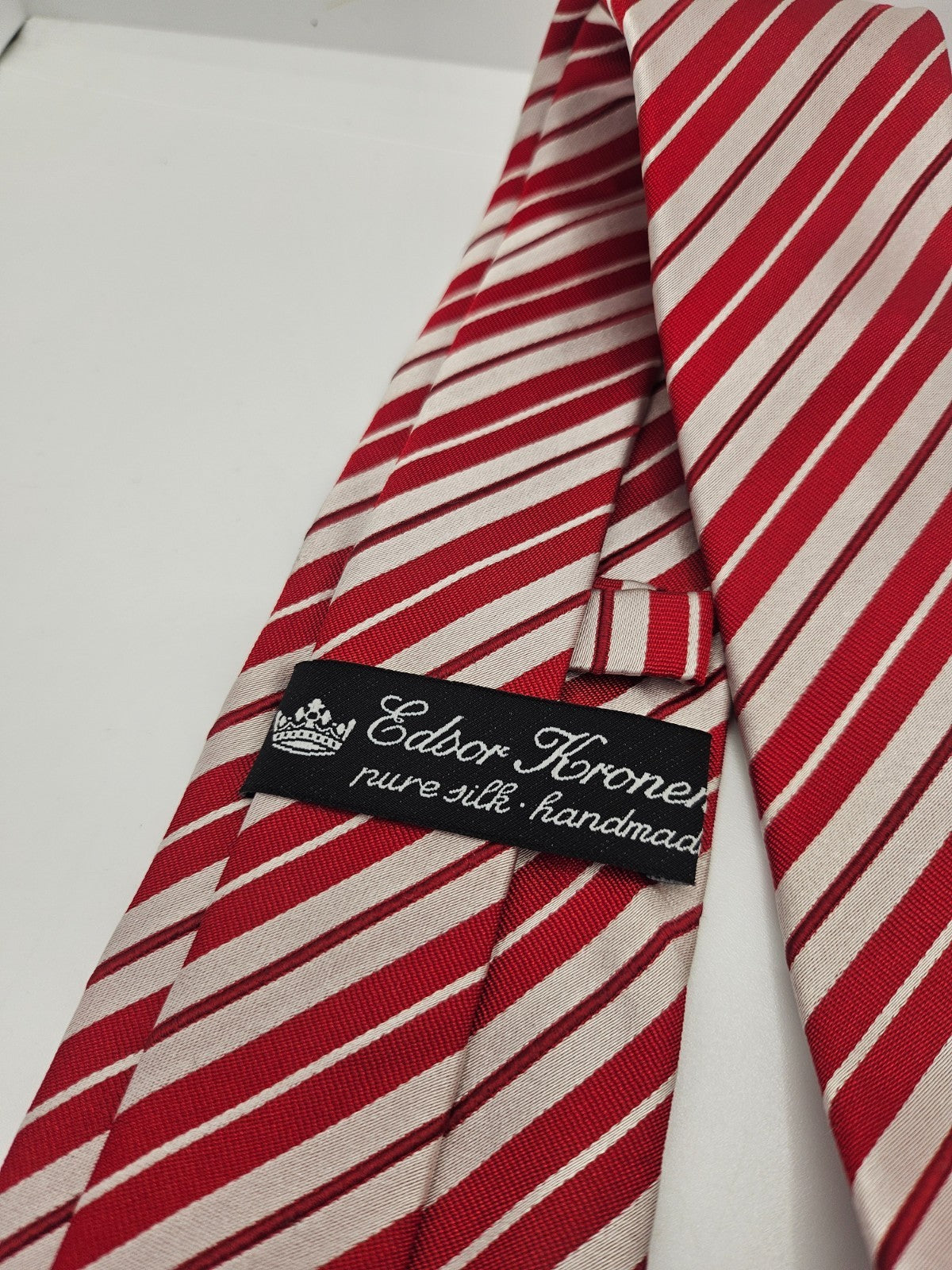 Edsor Kronen Red Silver Striped Silk Tie