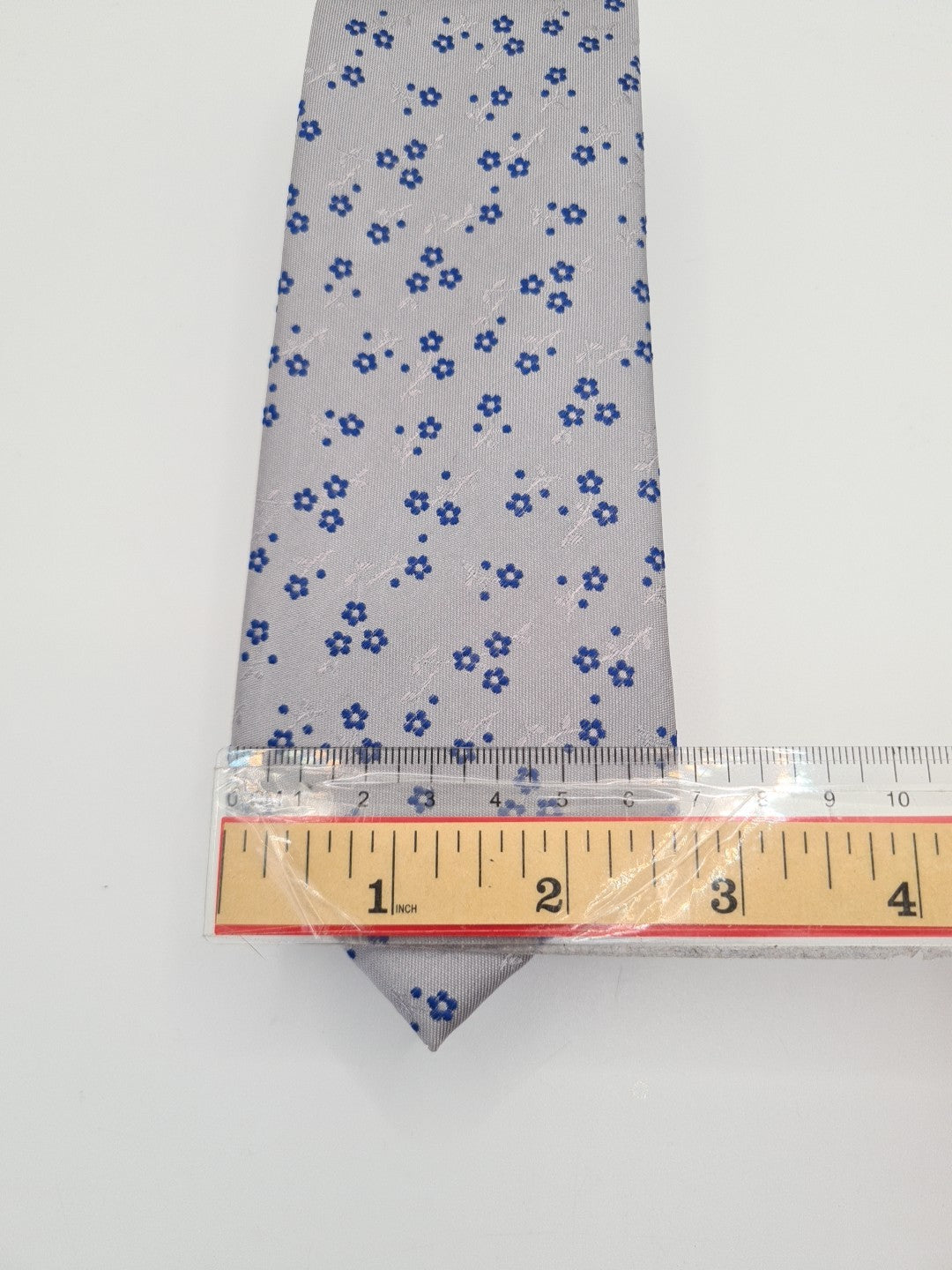 Hawes & Curtis Skinny Grey Flower Wedding Silk Tie | Designer Mens Tie UK  BX11