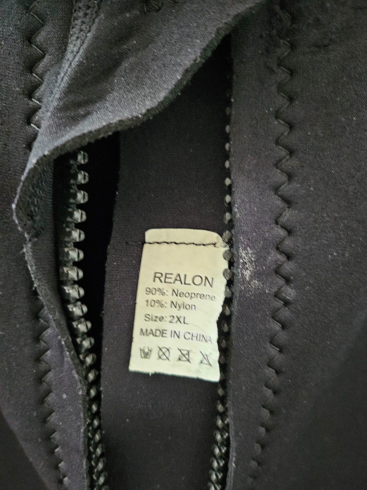 Realon Kids 2XL Age 15 2.5MM Shorty wetsuit Surf Swim Paddle Holiday KW164