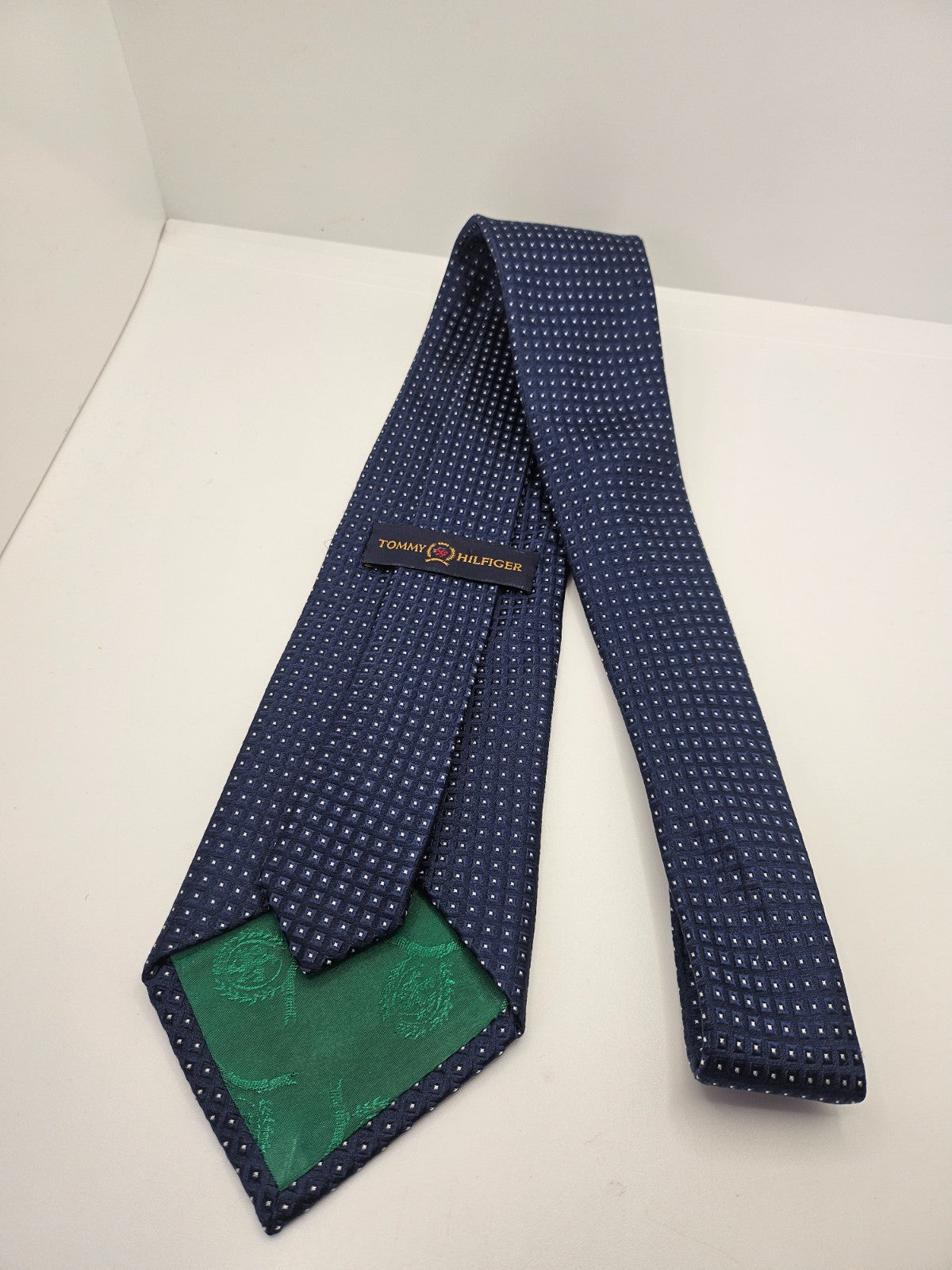Tommy Hilfiger Silk Tie Mens Navy Blue Dotted Designer Vtg Retro Neck Tie BX15
