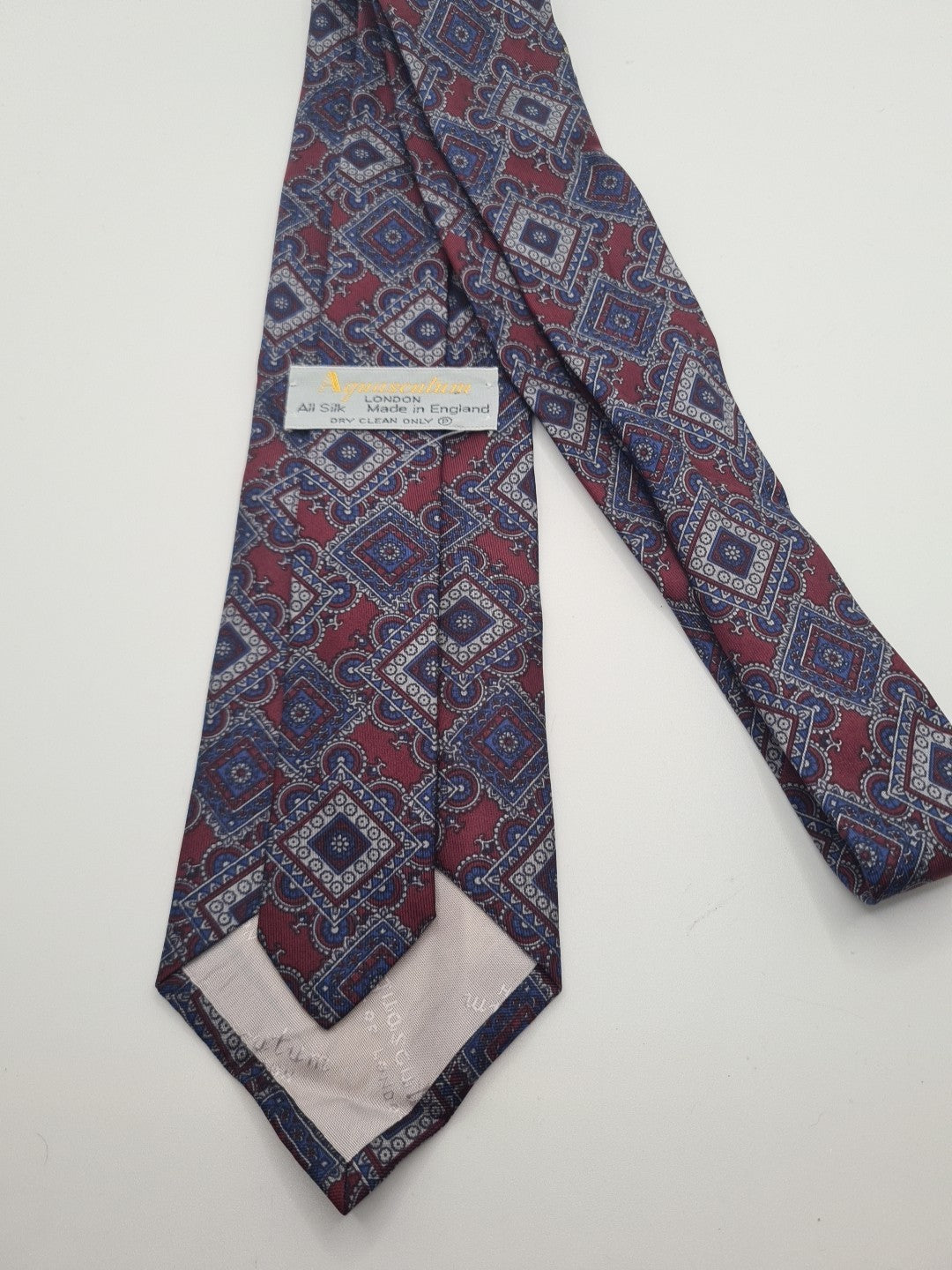 Aquascutum Vintage Pattern Mens Silk Tie Classic Designer Necktie Vintage Mens Tie UK BX12