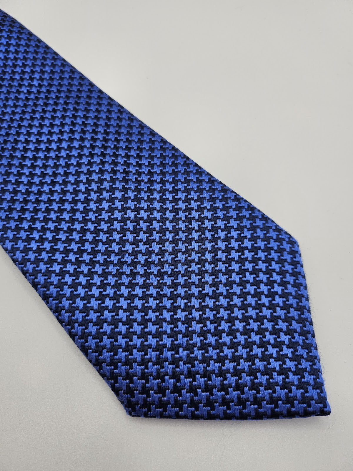 M&S Mens Tie Blue Houndstooth Geometric Vtg Retro Wedding Neck Tie