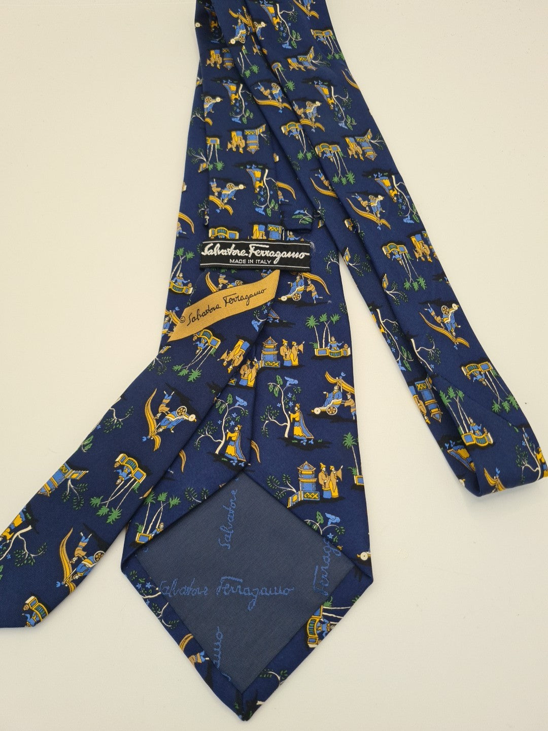 Salvatore Ferragamo Blue Rare Pattern Silk Tie | Designer Mens Tie UK  BX11