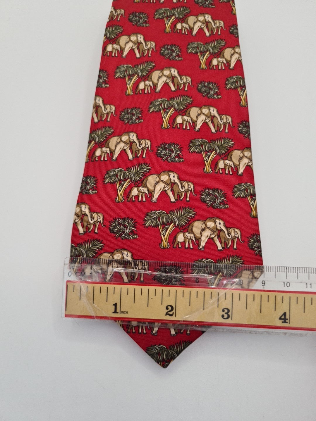Red Safari elephant pattern Novelty Silk Tie | Designer Mens Tie UK Vintage Mens Tie UK BX14