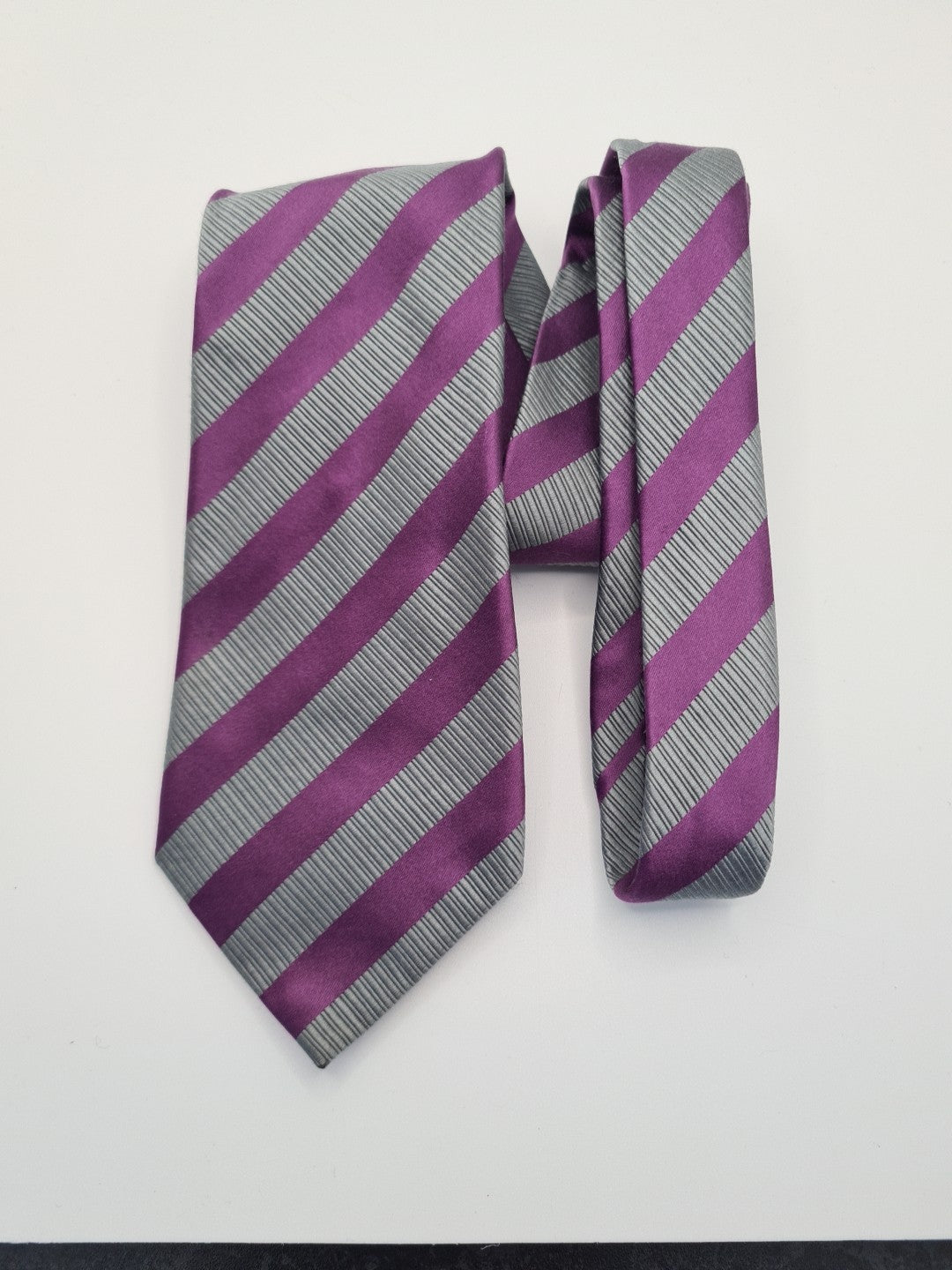 Charles Tyrwhitt Grey Stripe Wedding Mens Silk Tie Classic Formal Necktie Striped Vintage Mens Tie UK BX14