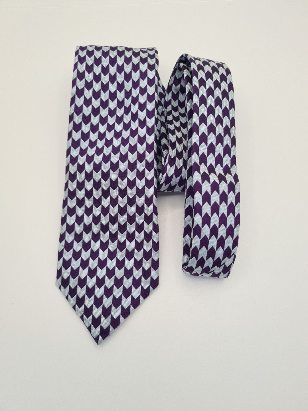 Charles Tyrwhitt Skinny Purple Mens Silk Tie Classic Designer Necktie Vintage Mens Tie UK BX13