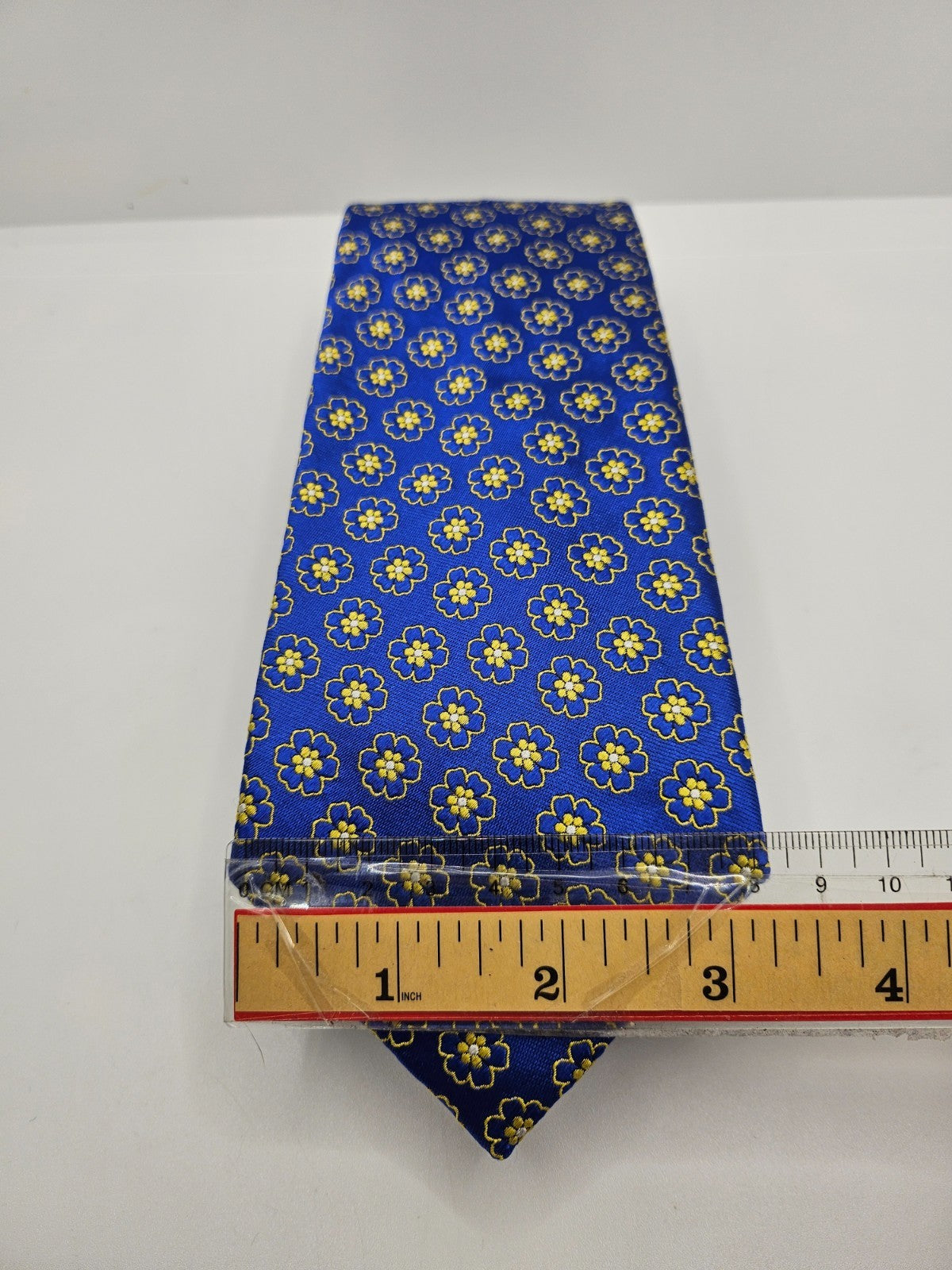 Charles Tyrwhitt Royal Blue Yellow Floral Foulard Silk Tie