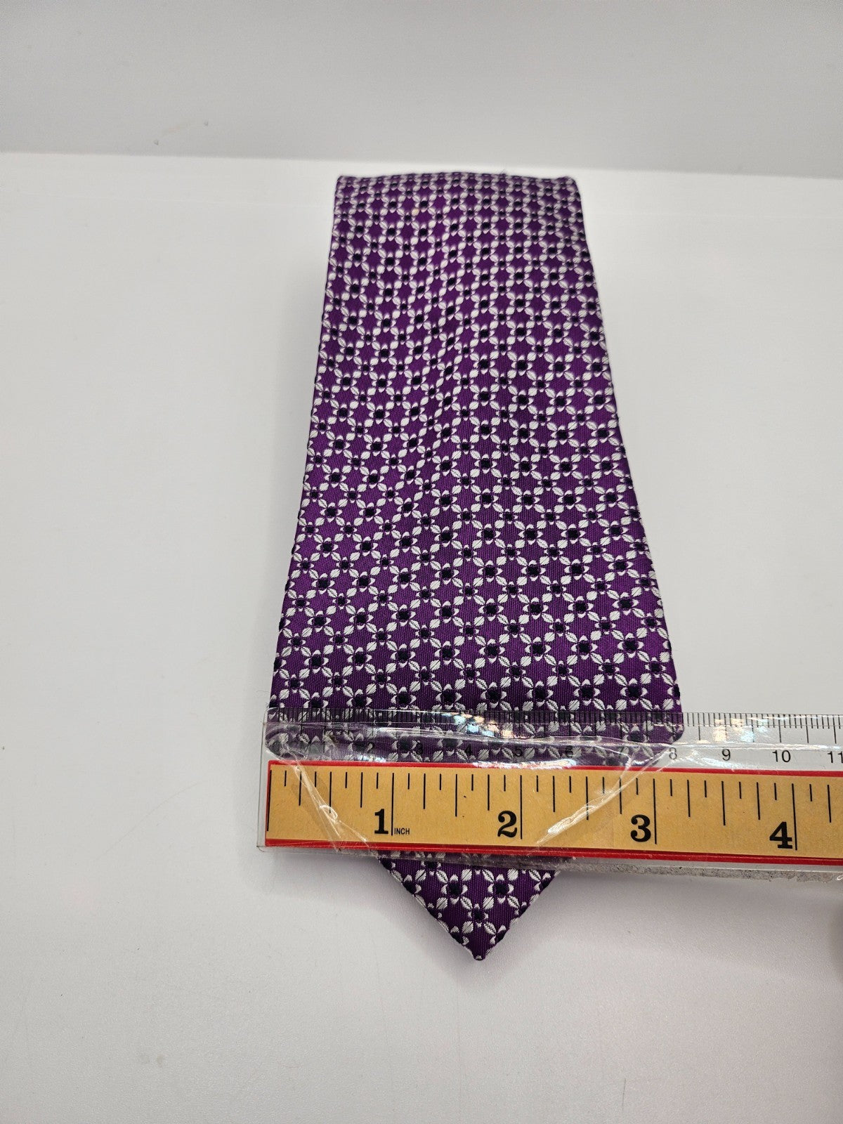 T.M. Lewin Silk Tie Mens Purple White Floral Statement Wedding Vtg Neck Tie BX23