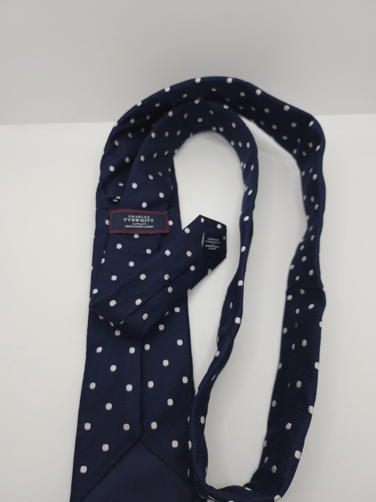 Charles Tyrwhitt Silk Tie Mens Navy Blue White Polka Dot Textured Necktie BX11
