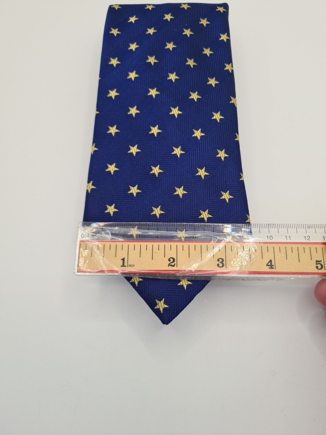 Charles Tyrwhitt Blue Star Pattern Silk Tie | Designer Mens Tie UK  BX14
