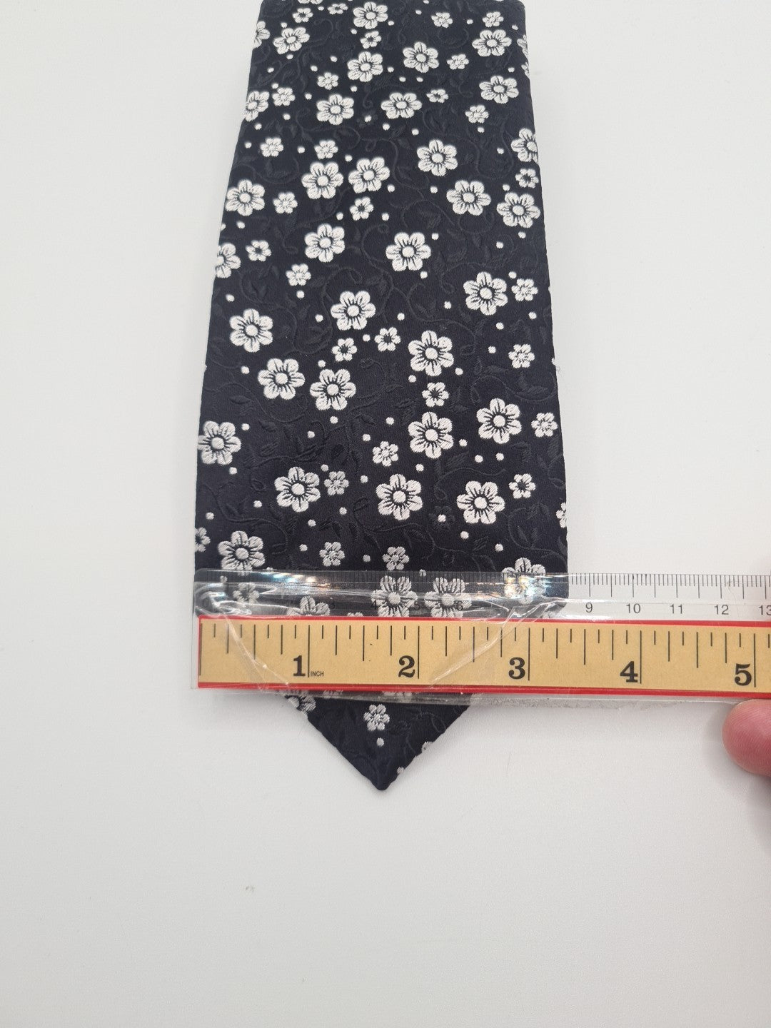 Ducham Black flower pattern Mens Silk Tie Classic Designer Necktie Formal Vintage Mens Tie UK BX4