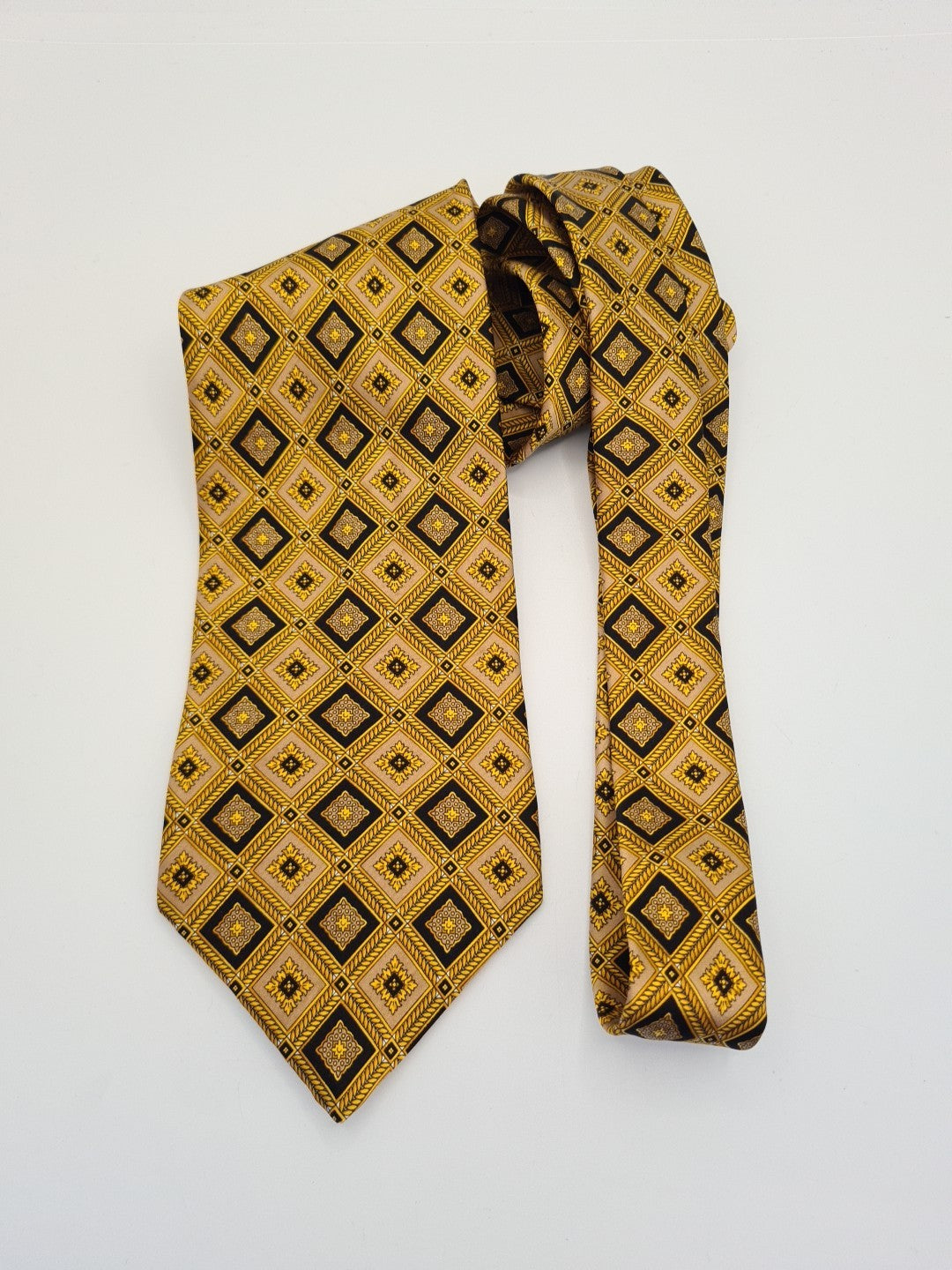 Gold Vintage Wide Geometric Pattern Silk Tie | Designer Mens Tie UK Geometric Vintage Mens Tie UK BX14