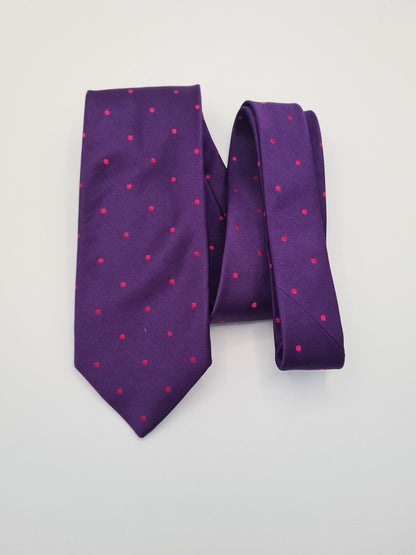 Charles Tyrwhitt Purple Spotted Silk Tie | Designer Mens Tie UK  BX14