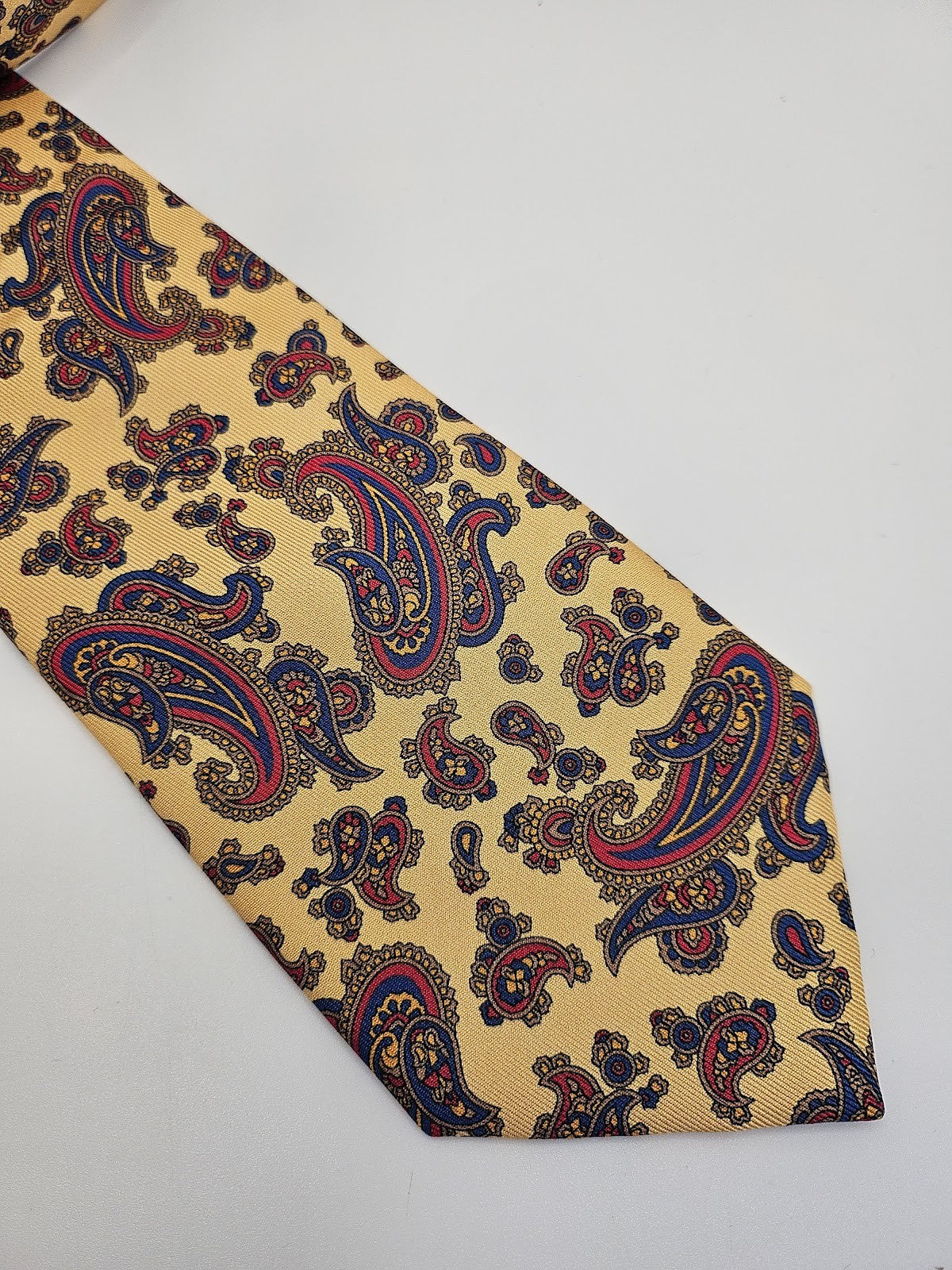 T.M. Lewin Mens Silk Tie Gold Paisley Vtg Retro Wedding Neck Tie