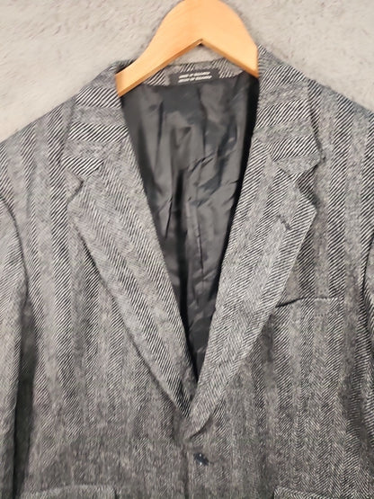 Men’s Harris Tweed Jacket 46R Chest Grey Herringbone Pattern TB3