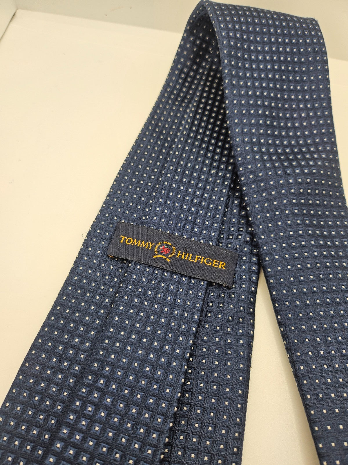 Tommy Hilfiger Silk Tie Mens Navy Blue Dotted Designer Vtg Retro Neck Tie BX15